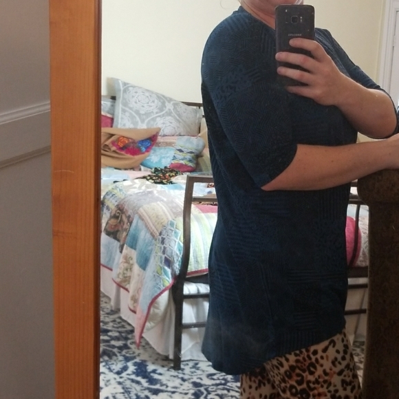 LuLaRoe knit Irma - Picture 4 of 4